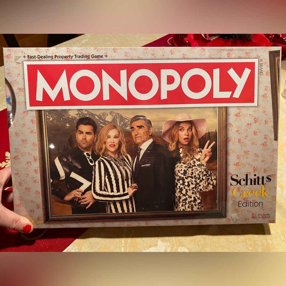 Monopoly Schitt's Creek Television Comedy Series Board Game